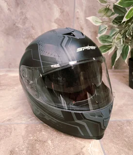 SPIRIT HELMET WITH SUN VISOR