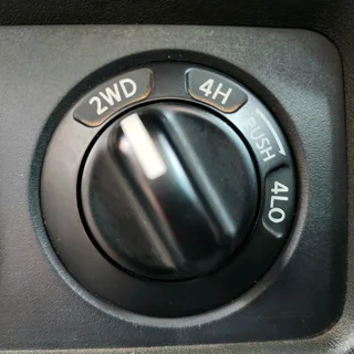 NISSAN NAVARA KING CAB 4X4 DCI IN (AMAZING CONDITION) VERY POWERFUL/VERY RELIABLE