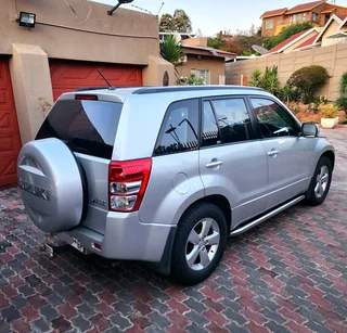 CLEAN!!! SUZUKI GRAND VITARA 4X4  IN IMMACULATE CONDITION