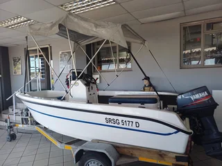 465 Explorer On Trailer With 60hp Yamaha 2 Stroke