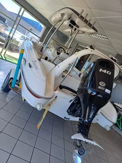 600 INDIGO ON TRAILER WITH DF140BTL SUZUKI 4 STROKE