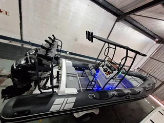 7.3M Infanta on galvanized trailer with 2 x 115HP MErcury 4 strokes