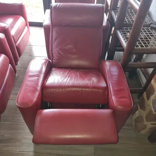 Recliner Chairs