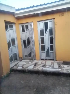 Room for rent in Kwamashu P