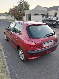 Peaugeot 206 very good condition.