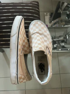 Vans Checkered Board Sneakers – Pink & White (Pre-Loved)