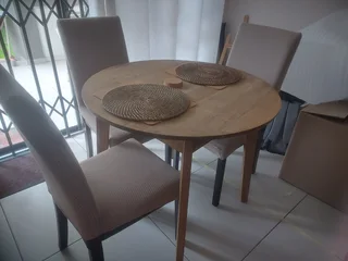 4- Seater Wooden Cielo Dining Table