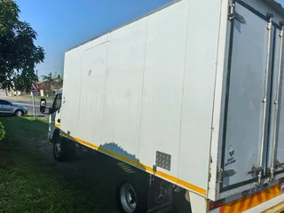 4 ton truck hire R2500 per day
