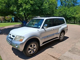 2003 Mitsubishi Pajero 3.2D-iD GLS Automatic