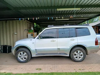2003 Mitsubishi Pajero 3.2D-iD GLS Automatic