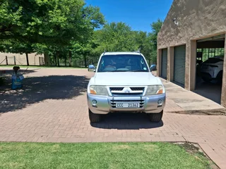 2003 Mitsubishi Pajero 3.2D-iD GLS Automatic