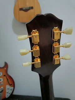 Epiphone Hummingbird Inspired by Gibson Mastersbuilt