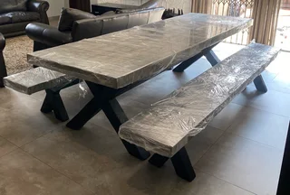 Solid Pine Wood Table 8/10 Seater 2.5 Meter Long with 2 Benches