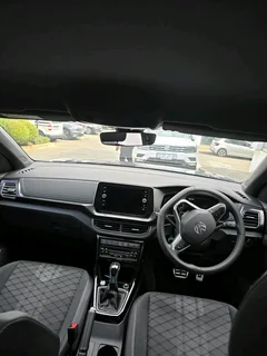 2025 VW T-Cross R line 8000km