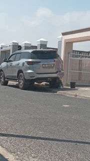 Panelbeating and spraypainting