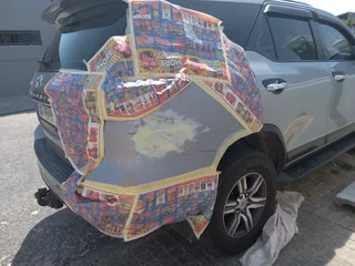 Panelbeating and spraypainting