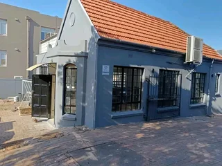 Restaurant  To-let in Morningside  Durban