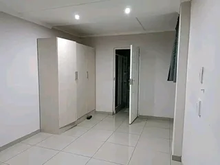 Two Bedroom To-let  in  Mobeni heights Durban