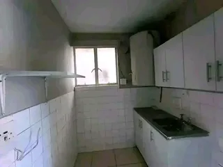 1,5  Bedroom flat To-let in Morningside Durban