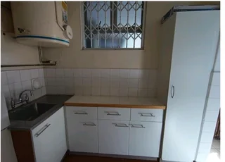 1,5 Bedroom flat To-let in Morningside Durban