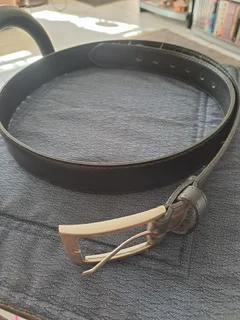 Mens leather belts