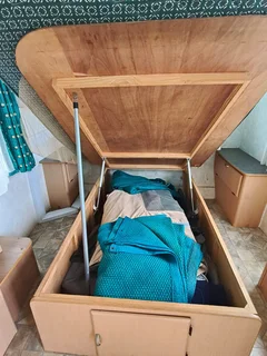 Caravan Gypsy Raven 2001