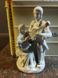 Ornament figures