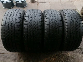 A set of 17&#34; mags and michelin tyres 285/65/17