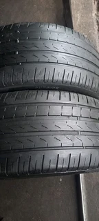 2x225/40/18 pirelli tyres in a very good condition with no damages