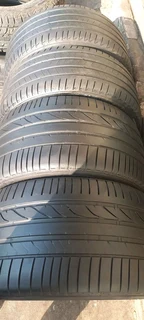 A set of 20" bmw x5 and x6 tyres bridgestone315/35/20 rear and 275/40/20 front