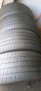 A set of 275/40/22 continental tyres in a very good condition and fit on a range