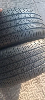 2x235/50/20 pirelli tyres in a very good condition like new