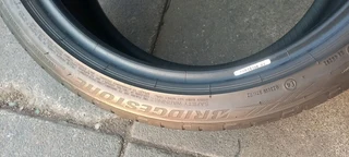 2x225/40/18 normal tyres in a very good conditionwith no damages