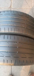 2x225/40/18 normal tyres in a very good conditionwith no damages