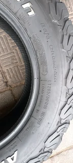 A set of 285/60/18 bfgoodrich ko2 tyres