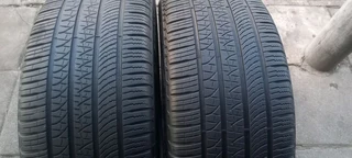 2x285/40/23 pirelli normal tyres for range rover