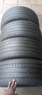 A set of 285/45/20 pirelli normal