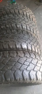 A set of 285/70/17 cooper descoverer st maxx