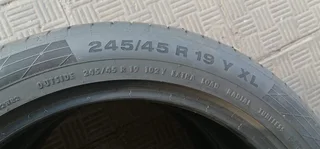 2x245/45/19 continental tyres for mercedes v-class