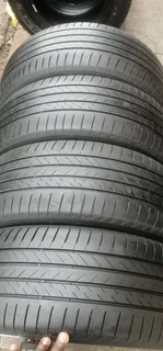 A set of 235/55/19 bridgestone tyres for Suv
