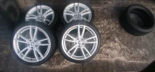 A set of 19" mags and tyres wide and narrow runflat tyres
