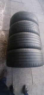 A set of 19" mags and tyres wide and narrow runflat tyres
