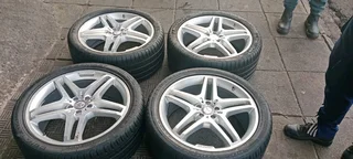 A set of 21" mags and tyres for Mercedes ML350