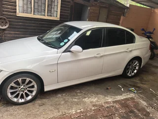 2005 BMW 3 Series Hatchback