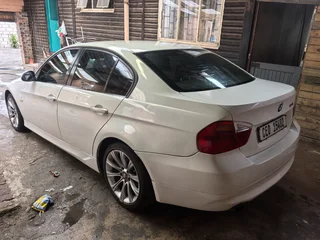 2005 BMW 3 Series Hatchback