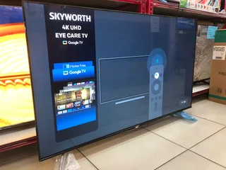 Skyworth 70” Smart Hdr10 Google Tv Edgeless 4k Ultra Hd Led