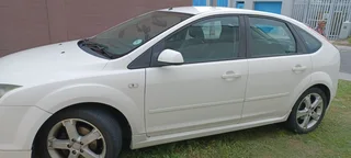 2005 Ford Focus Hatchback