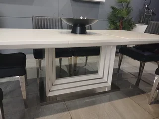 7-Piece Dining Room Suite