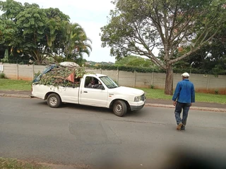 Garden refuse removal, rubbish, rubble removal, garbage and furniture removal