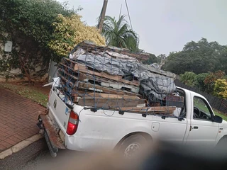 Rubble removal, garden refuse removal, junk removal, garbage removal and furniture removal